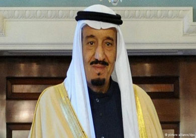 أصبح سلمان بن عبد العزيز ملكا للسعودية، حيث بويع عقب وفاة أخيه الملك عبد الله. سلمان كان قد عُين وليا للعهد في يونيو/ حزيران 2012، بعد وفاة ولي العهد الأمير نايف بن عبد العزيز.