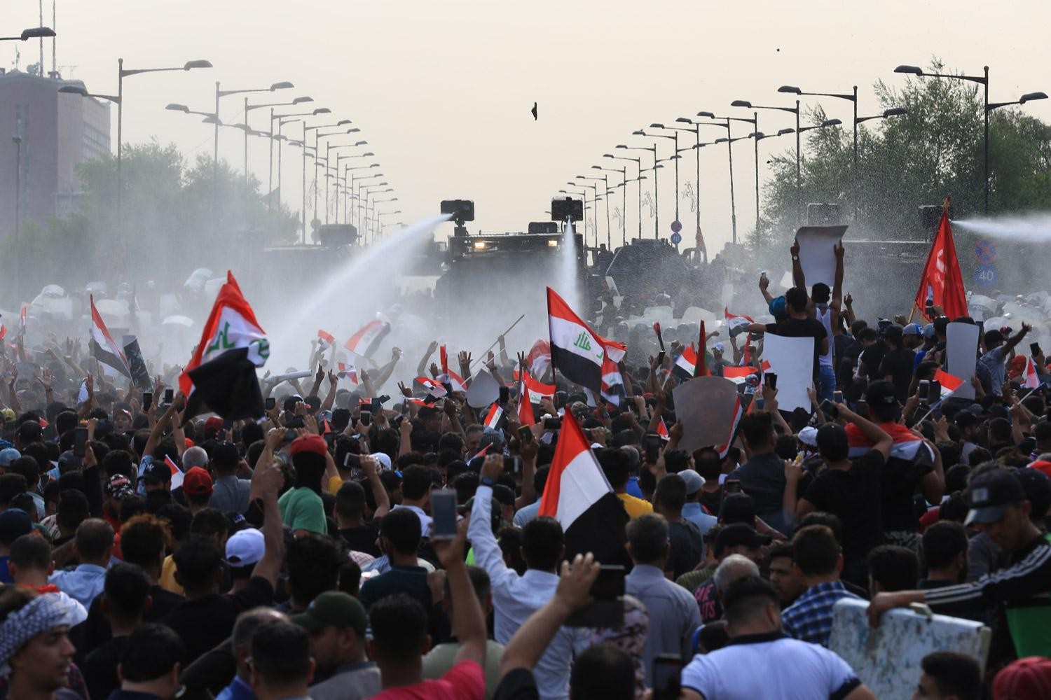 مصدر أمني عراقي إصابة 5 متظاهرين جراء إطلاق نار وسط النجف بوابة