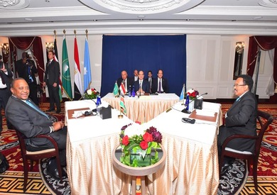 لقاء السيسي برئيسي الصومال وكينيا