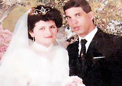 صورة زفاف خاطف الطائرة وطليقته القبرصية