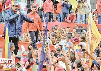 الرئيس الفنزويلي أثناء احتفالات عيد العمال أمس الأول