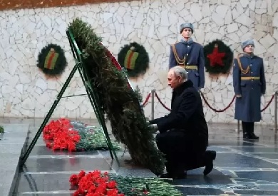 بوتين في ذكرى معركة ستالينغراد