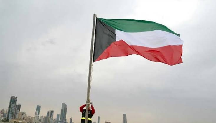 الكويت تسمح لجميع المقيمين تقديم طلبات التأشيرات والالتحاق بعائل 