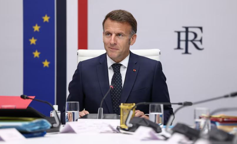 ماكرون: سننظم مؤتمرا مع بريطانيا يركز على استعادة حرية الملاحة في هرمز 