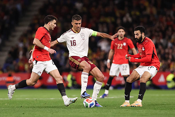 منتخب مصر يحتفظ بالمركز الـ29 عالميًا بعد تعادله مع الماتادور الإسباني -  بوابة الشروق - نسخة الموبايل