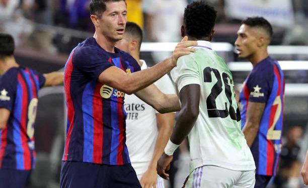 الإعلان عن موعد كلاسيكو الأرض بين برشلونة وريال مدريد