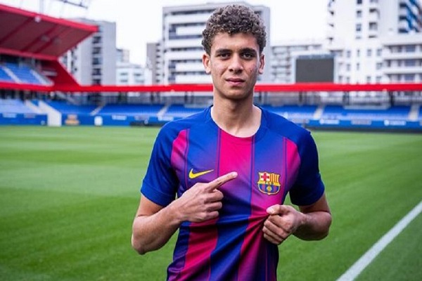 حمزة عبد الكريم: طموحي كبير مع برشلونة.. وأتمنى اللعب للفريق الأول 
