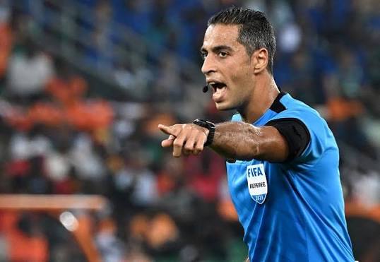 فيفا يختار أمين عمر لإدارة مباراة أهلي جدة وأوكلاند سيتي في كأس الإنتركونتيننتال