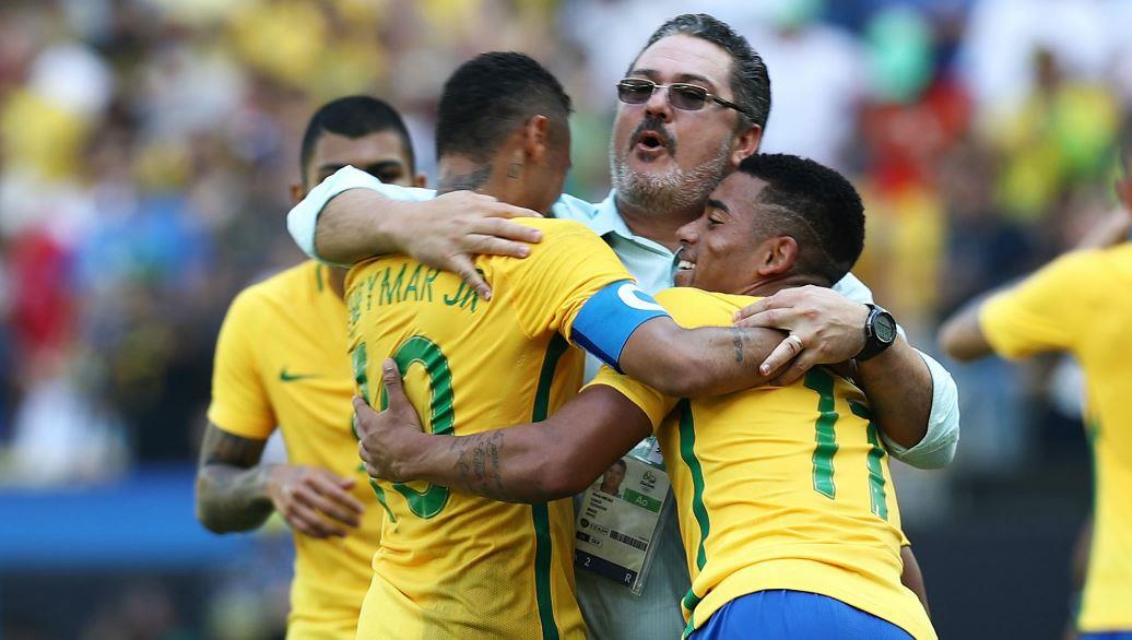 أنهى عقدة البرازيل بمساعدة نيمار.. 6 معلومات عن ميكالي المدرب الجديد للمنتخب الأوليمبي - بوابة الشروق - نسخة الموبايل