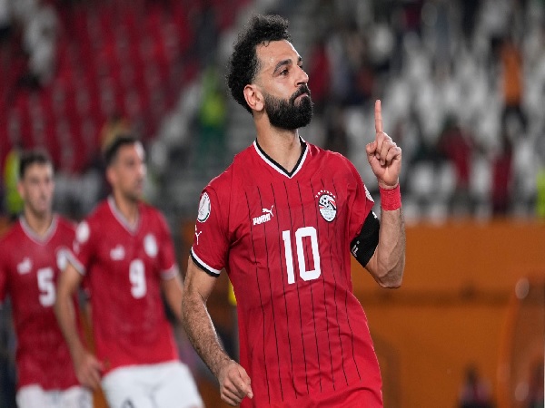ميدو: محمد صلاح هو الحاجة الوحيدة الصح في منظومة كرة القدم بمصر - بوابة  الشروق - نسخة الموبايل