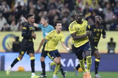 الاتحاد يهاجم التحكيم بعد الهزيمة أمام النصر في الدوري السعودي 