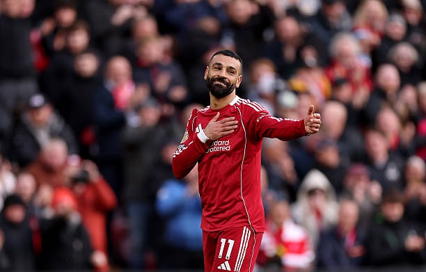 جيرارد يخالف كاراجر في تقييم محمد صلاح التاريخي مع ليفربول 