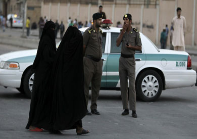 أكد متحدث باسم الشرطة أن السلطات السعودية تقوم في التحقيق في اسباب الحادث الذي وقع مساء الاثنين.