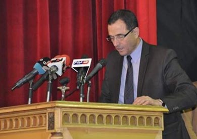 الدكتور أحمد الجيوشى نائب وزير التربية والتعليم